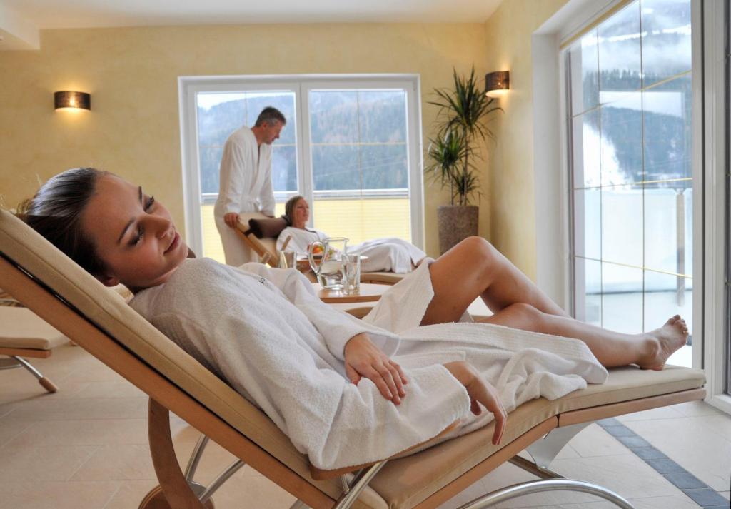 Sonnschupfer Hotel 4*